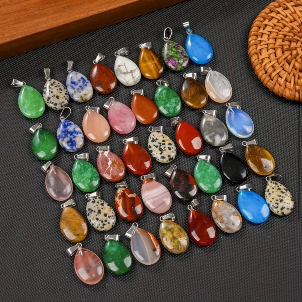 ⭐️ 5 for $25 Green Natural Stone Teardrop Pendant Necklace Black Cord - Picture 3 of 8